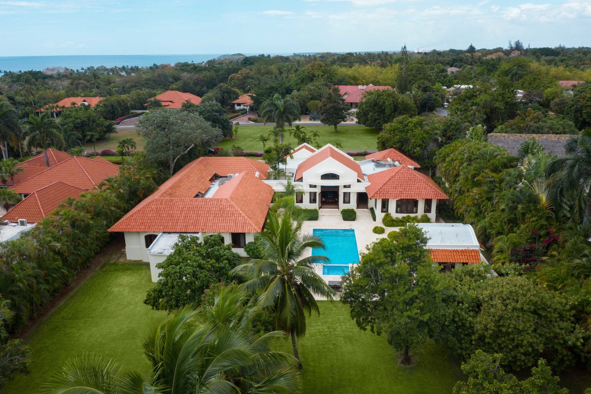 Classic 8 Bedroom Villa Estrella Aerial